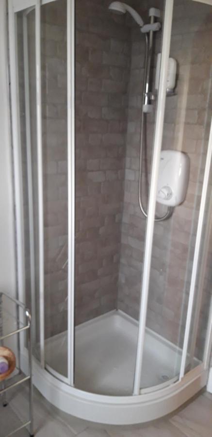 4 Summerhill Apartment Бънкрана Екстериор снимка